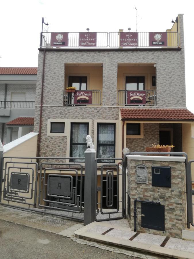 Bed and Breakfast Santoronzo Turi Exterior foto